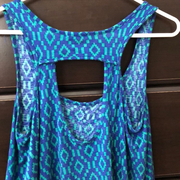 Aztec - inspired Pattern Tank - Picture 3 of 4